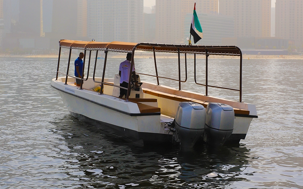 speed boat